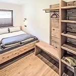 Waidmannsheil - 67qm By Interhome