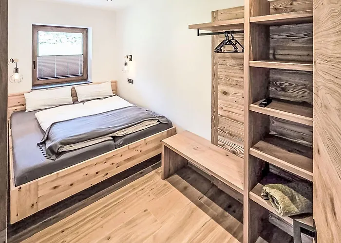 Waidmannsheil - 67qm By Interhome